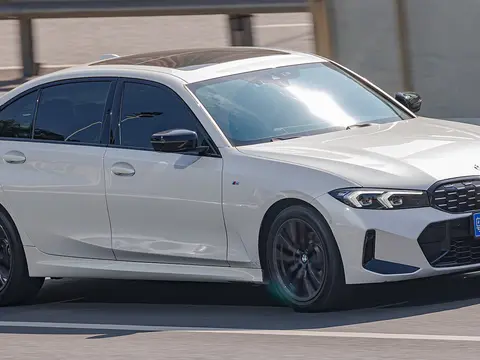 BMW 3 Series: BMW 3 SERIES LWB SEDAN (G20) China (17).jpg