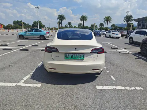 Tesla Model 3: Tesla Model 3 2021Version 02 20250627.jpg